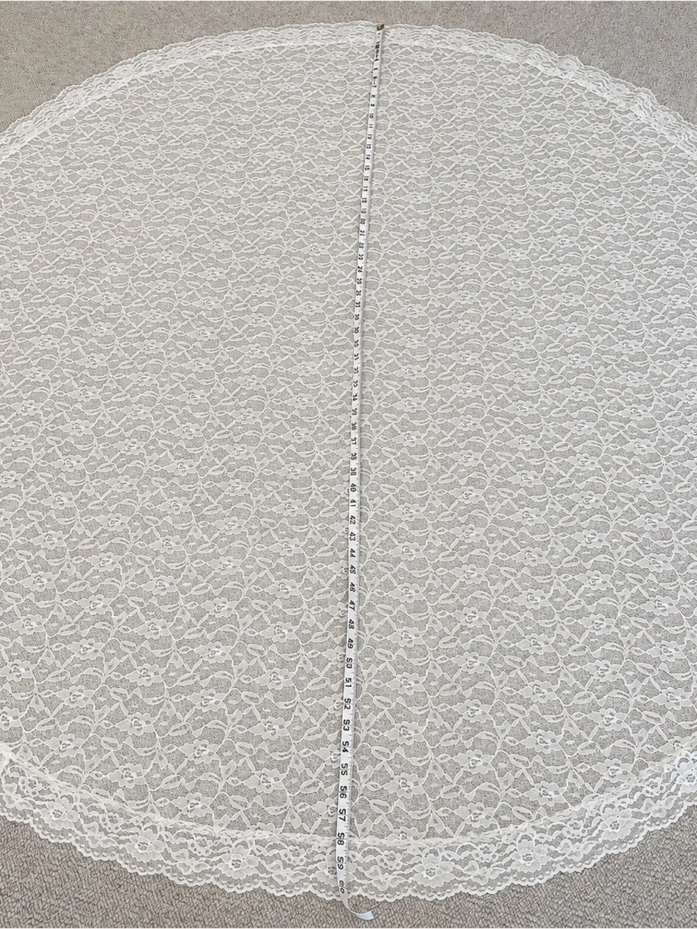 Vintage Ivory Floral Lace Round Tablecloth 60” Scalloped Edge Cottage Wedding